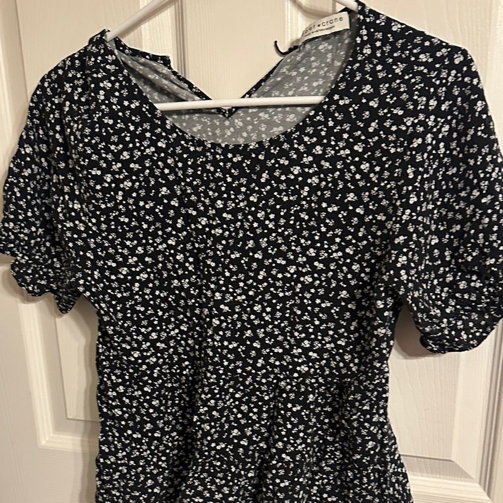 Paper Crane Black and White Floral top  Medium